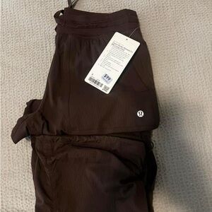 Lululemon Dance Studio Relaxed-Fit Mid-Rise Cargo Pant New With Tags Size Small